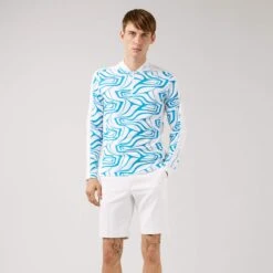 J.Lindeberg J Lindeberg August Print Golf Mid Layer Dresden Blue -Teepeg Shop GMJS06178 O456 2 scaled 1